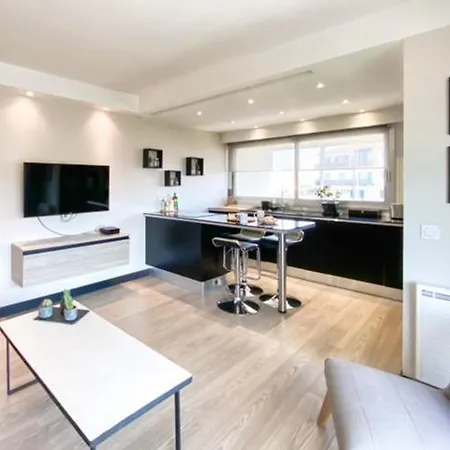 Apartment Charmant Proche Des Plages