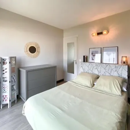 Apartment Charmant Proche Des Plages *